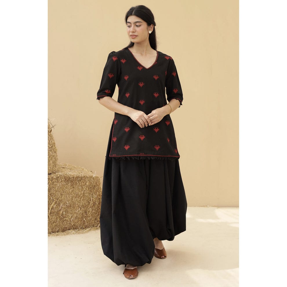 🖤 Zohra Noir – 2 Piece Kurti Set